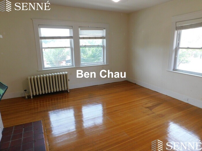 1675 Massachusetts Ave, Baldwin