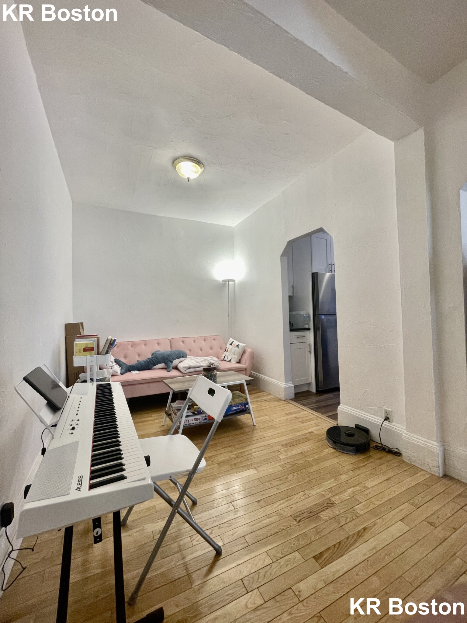 1 bed, 1 bath apartment for rent at 235 Harvard Ave Unit 4, Allston — photo 9 of 61