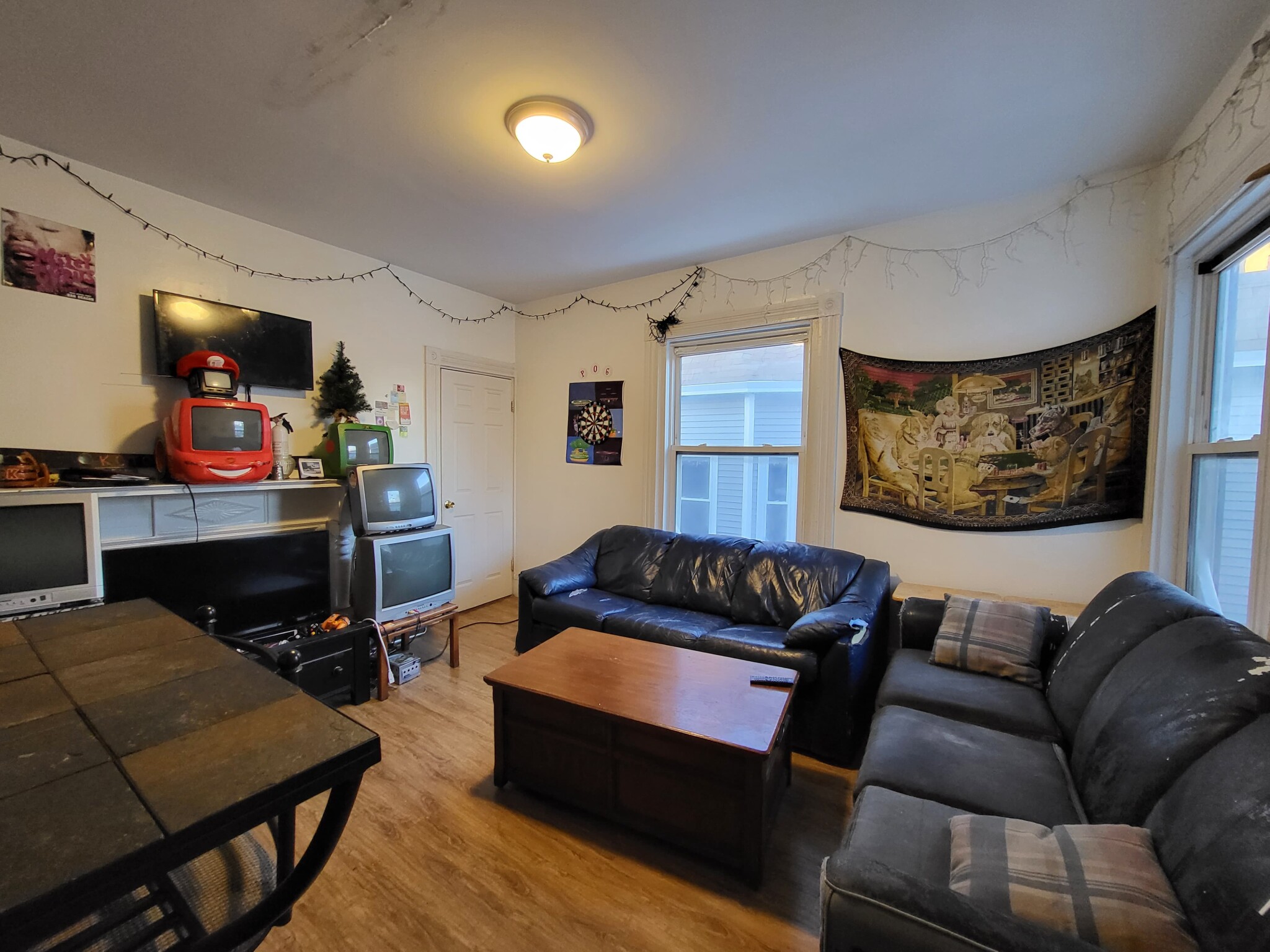 3 bed, 1.5 bath apartment for rent at 15 Higgins St Unit 2, Allston — photo 14 of 17