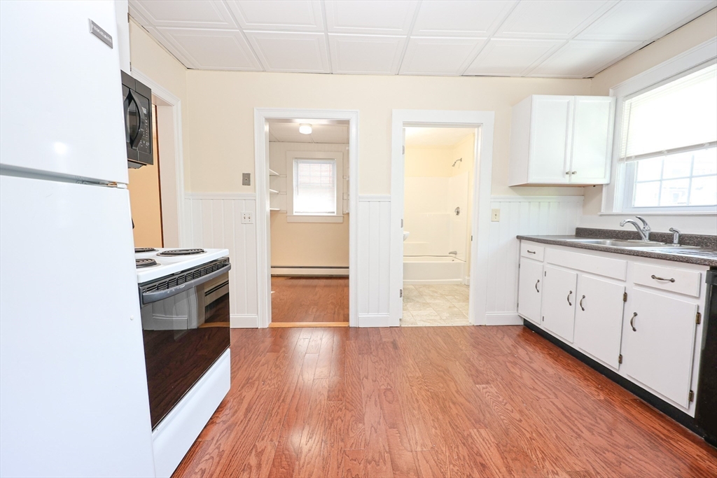 18 Pacific St, Rockland