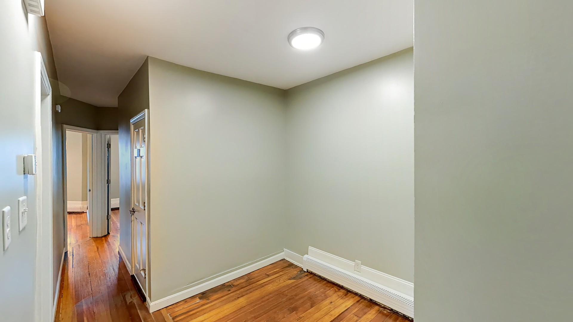 4A Weld Ave, Jamaica Plain