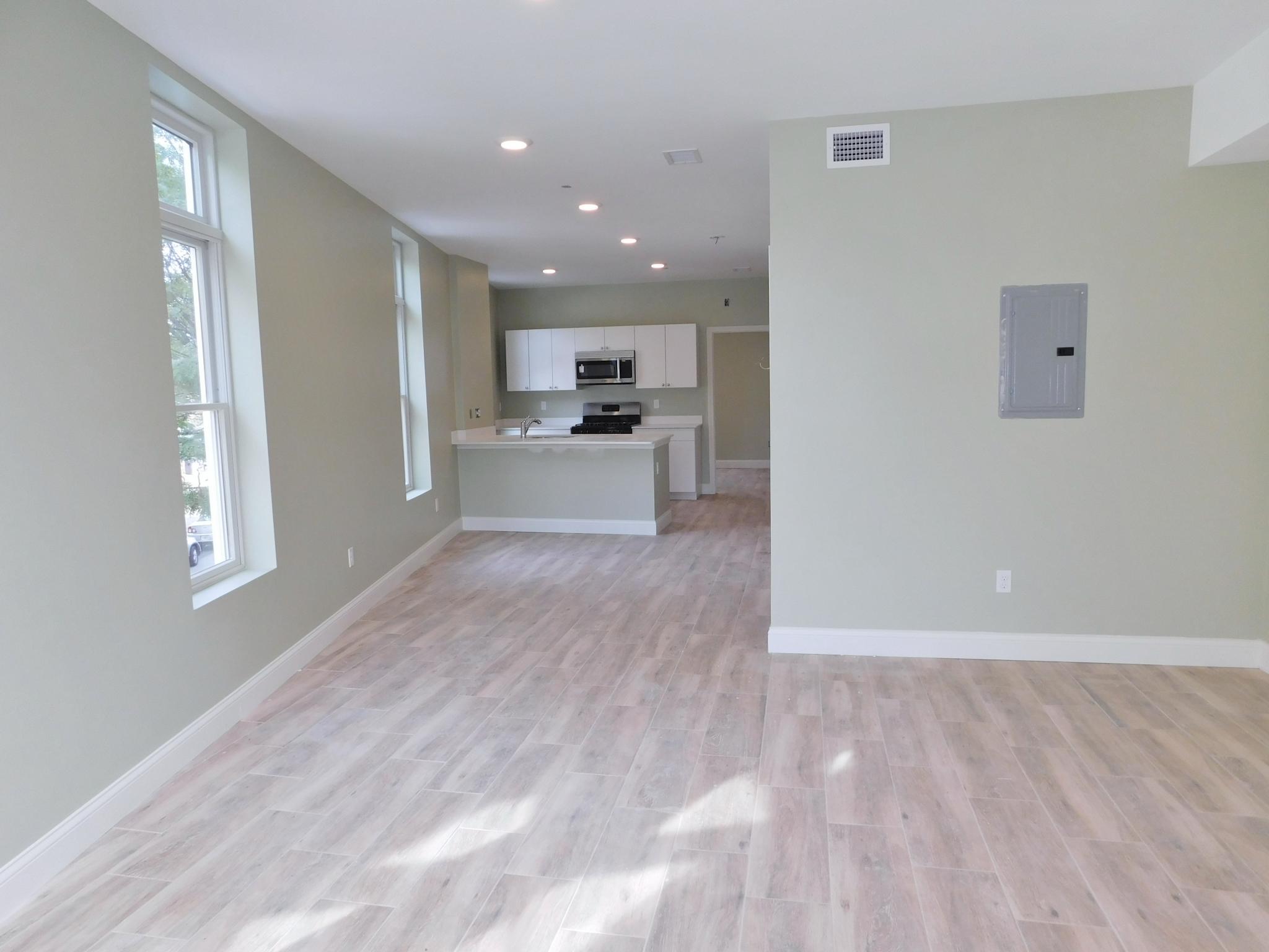 409 Dudley St, Roxbury