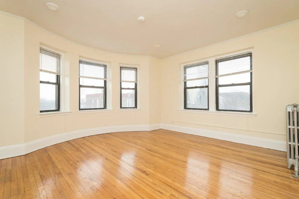 123 Highland Ave, Winter Hill