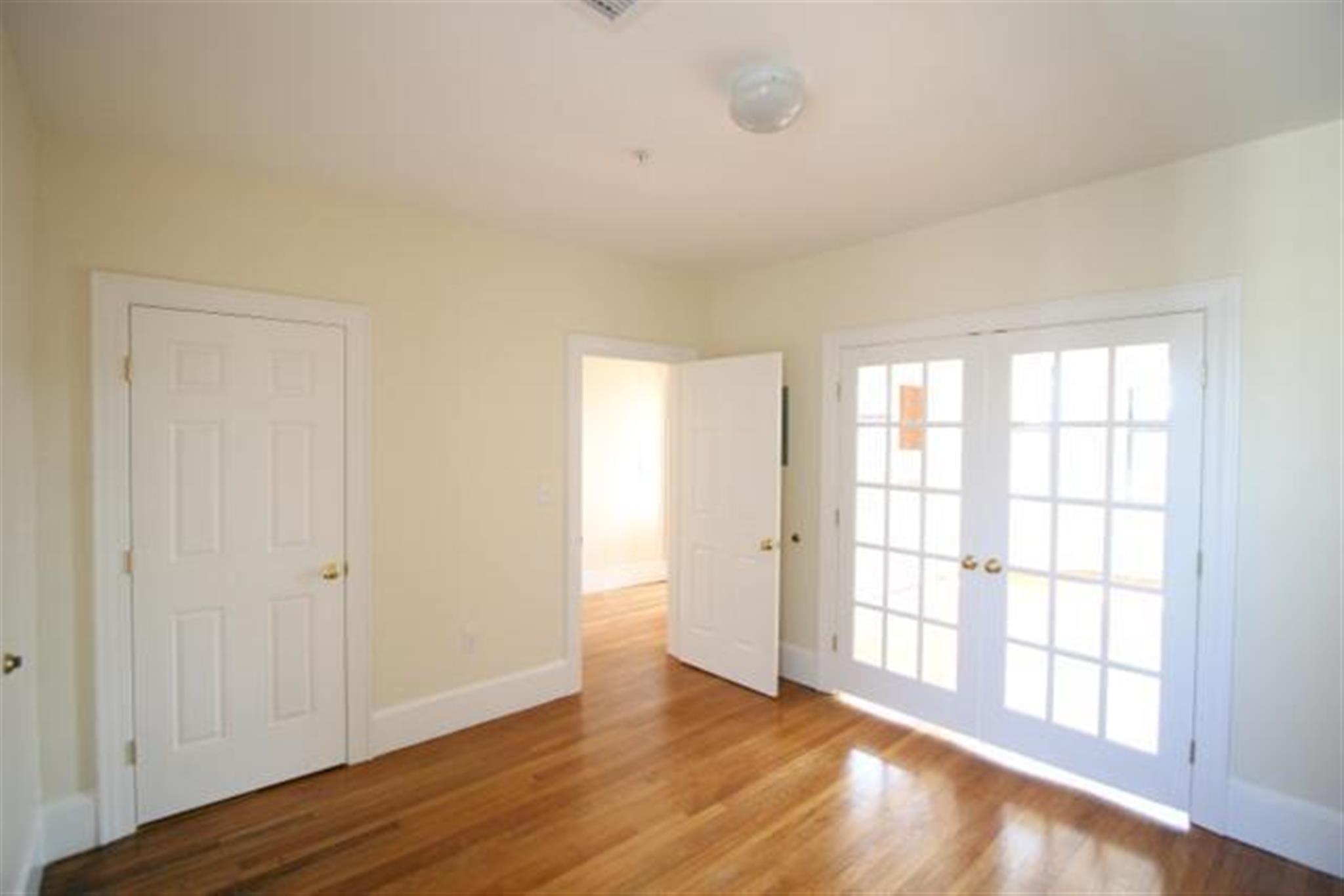 2 bed, 1 bath apartment for rent at 881 Massachusetts Ave Unit 30, Central Square — photo 3 of 15