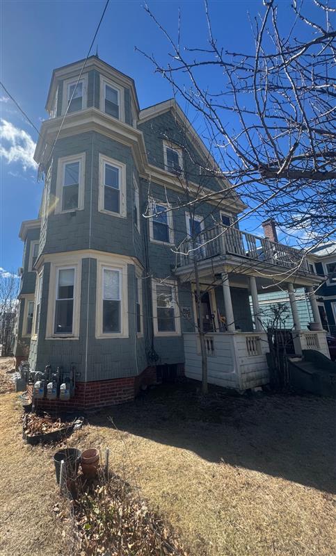 45 Kidder Ave, Powder House Square