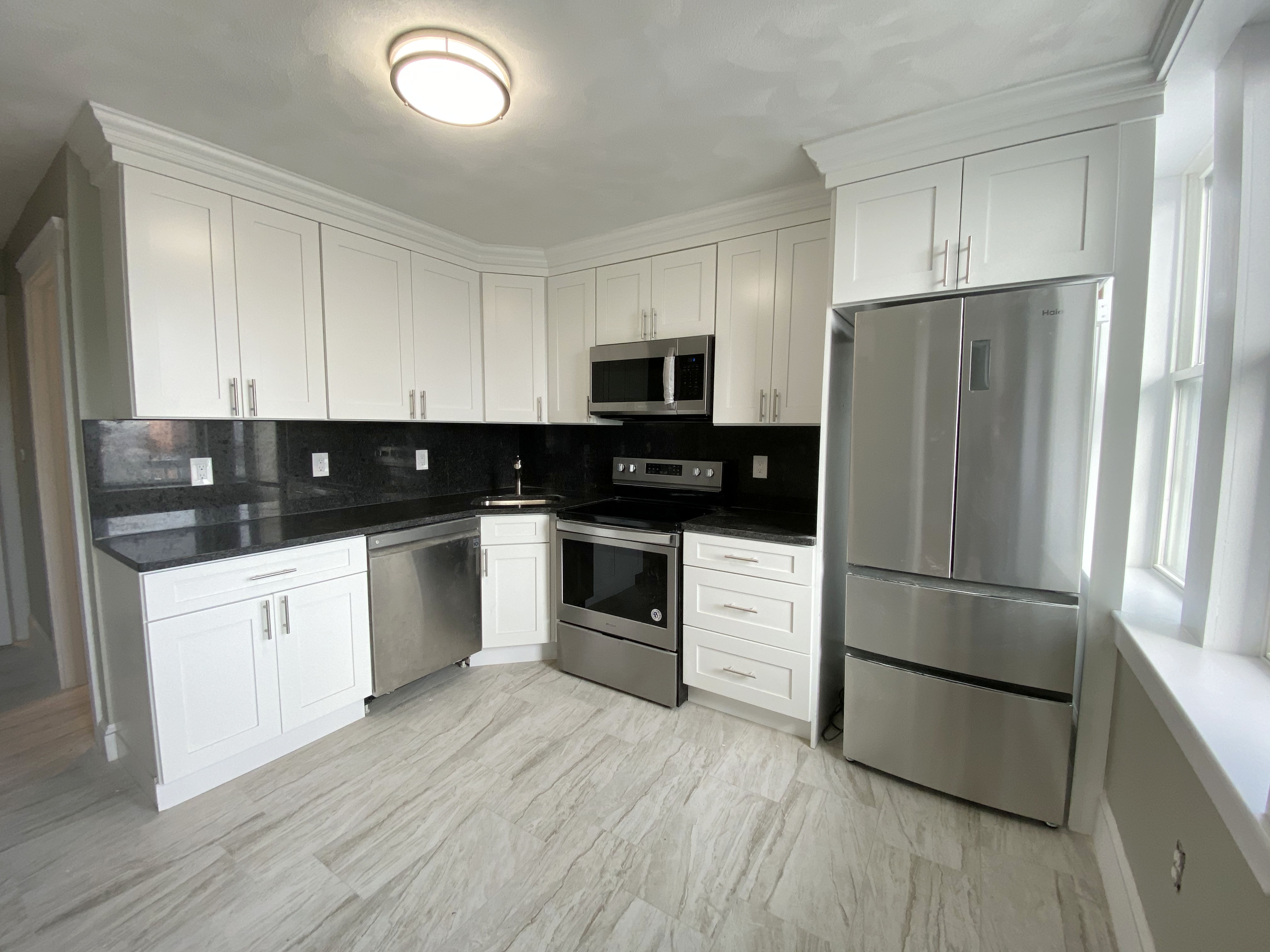 1 bed, 1 bath apartment for rent at 119 Cottage St Unit 4R, East Boston — photo 5 of 6
