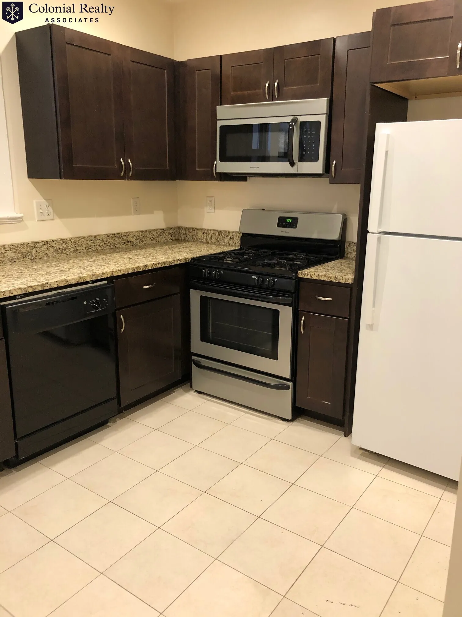 9 Upland Rd, Neighborhood Nine