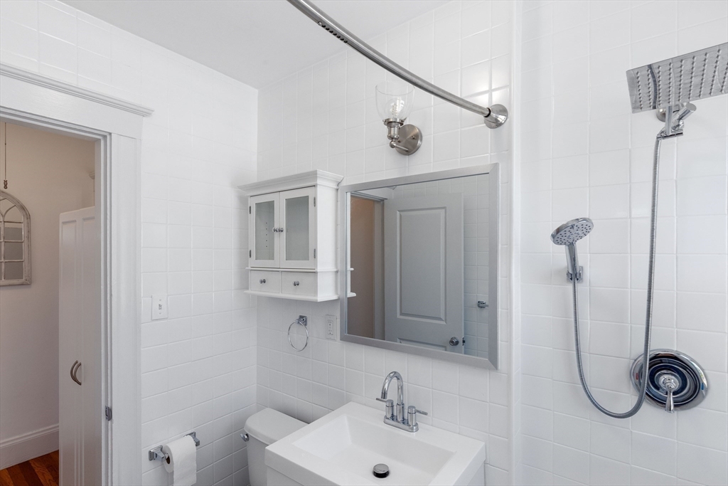 241 Beech St, Roslindale