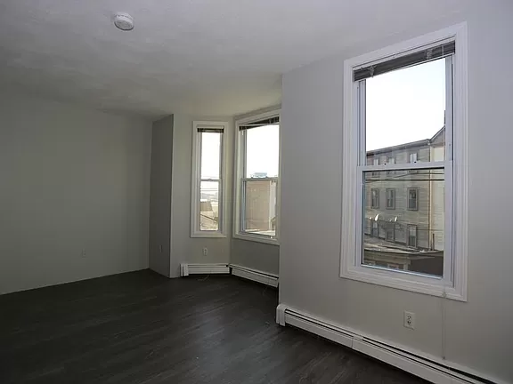 1 bed, 1 bath apartment for rent at 21 Eutaw St Unit 2, East Boston — photo 6 of 17