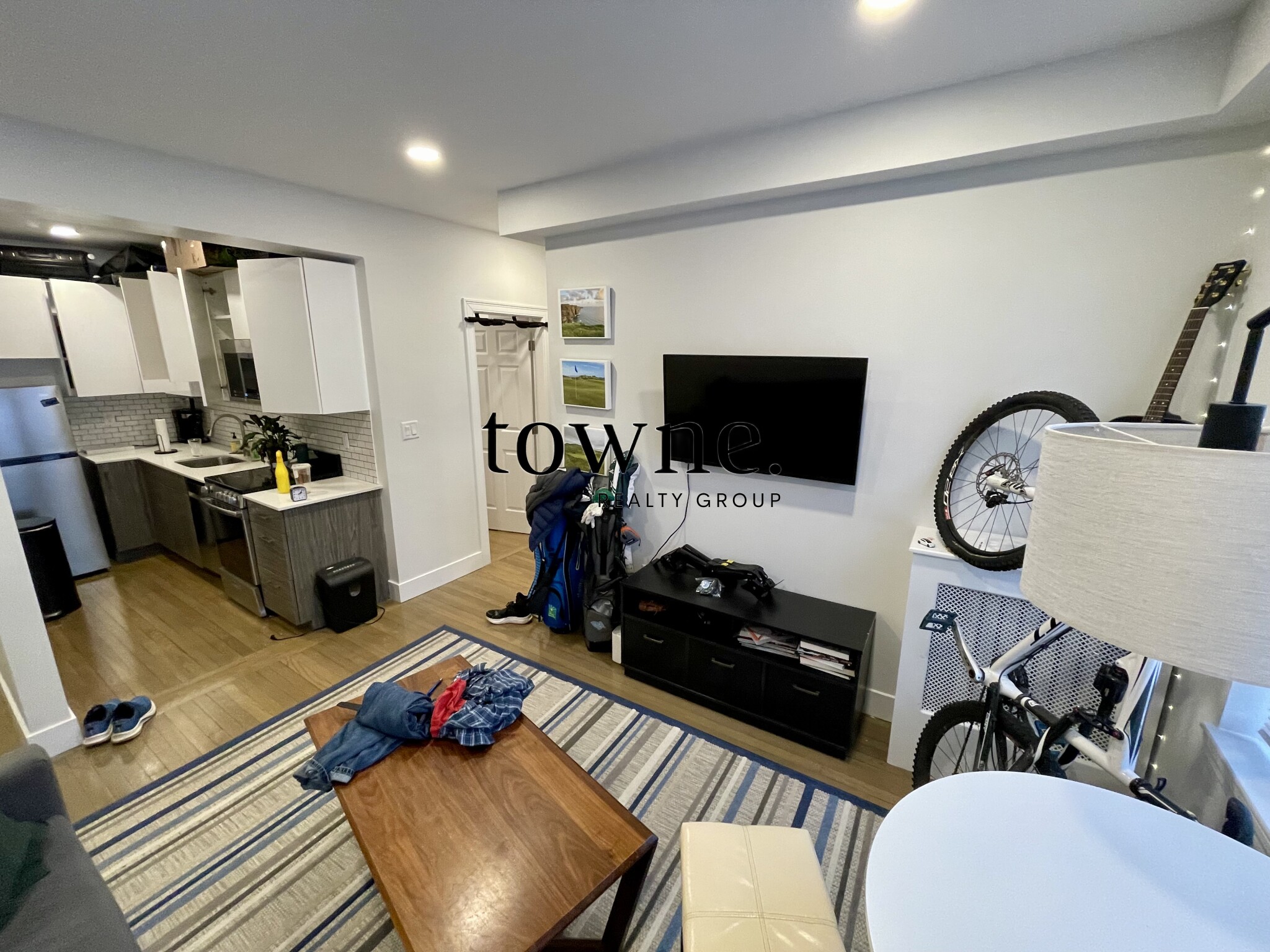 11 Peterborough St, Fenway