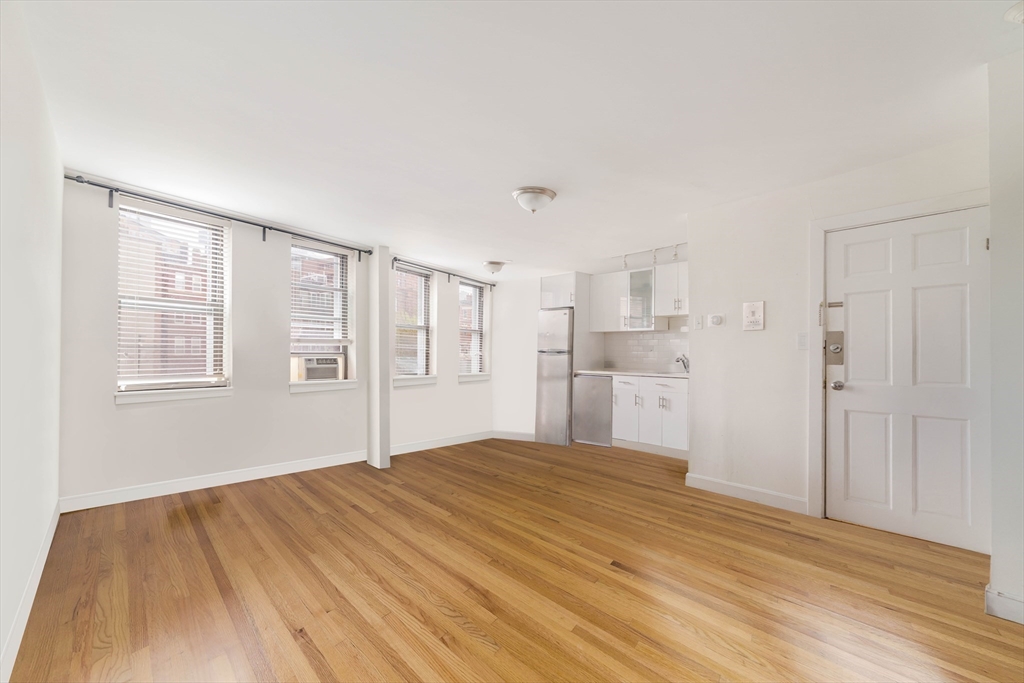 5 N Margin St, North End