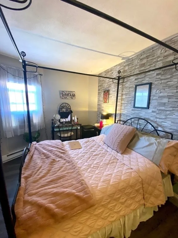 300 Meridian St, Central Square