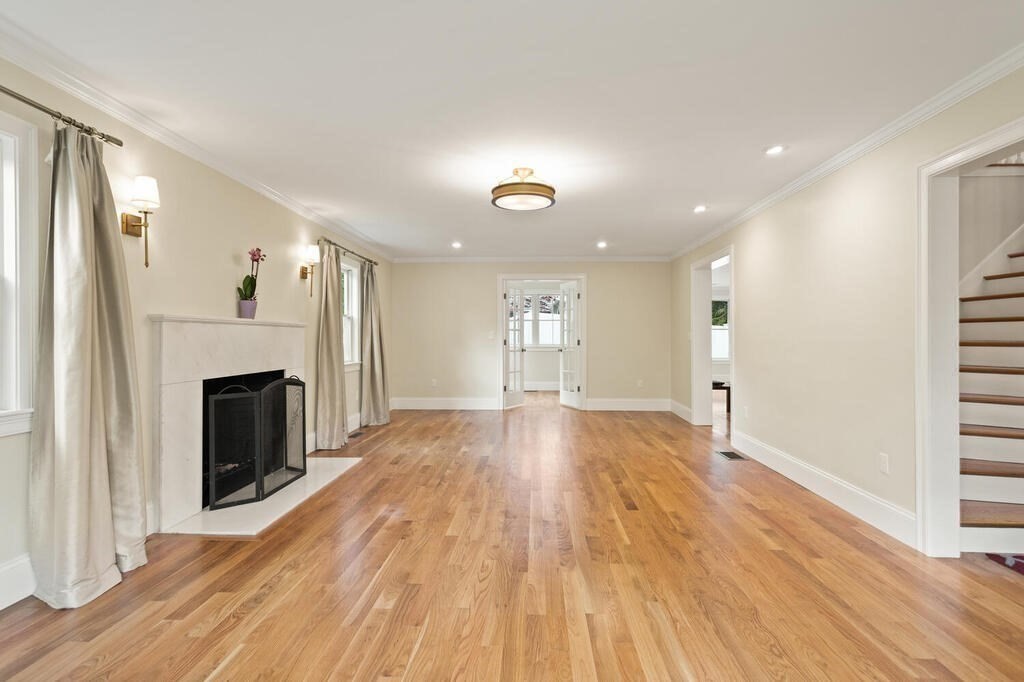 150 Country Club Rd, Oak Hill