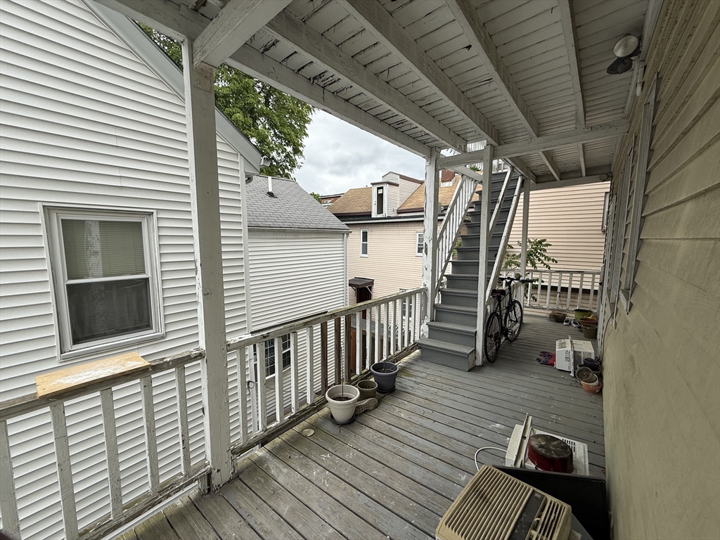 29R Tremont, Cambridgeport