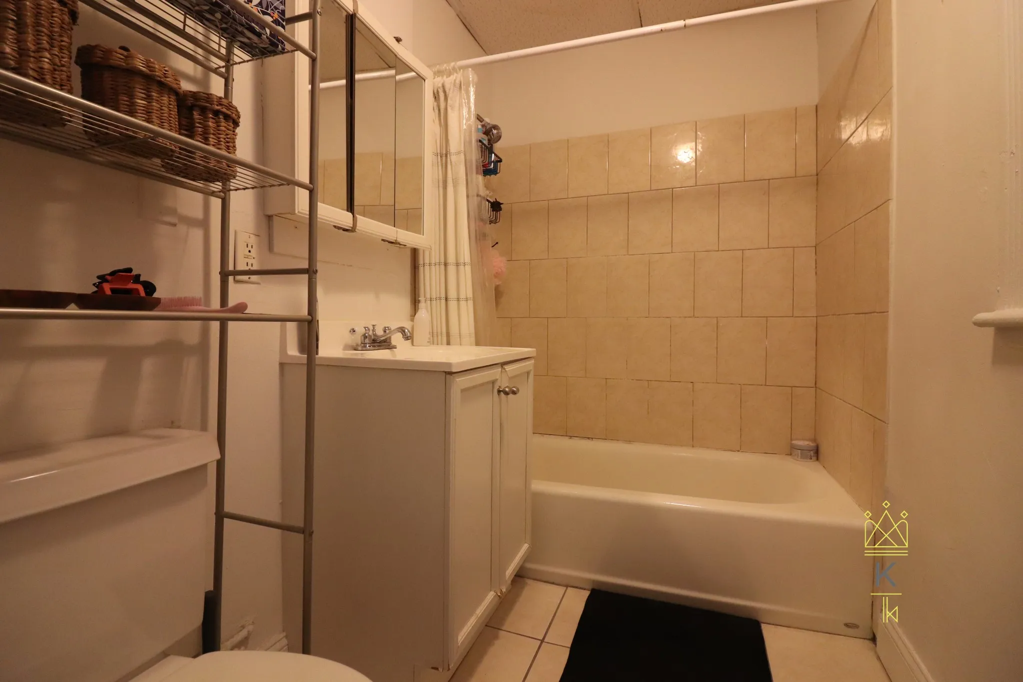 238 Hemenway St, Fenway