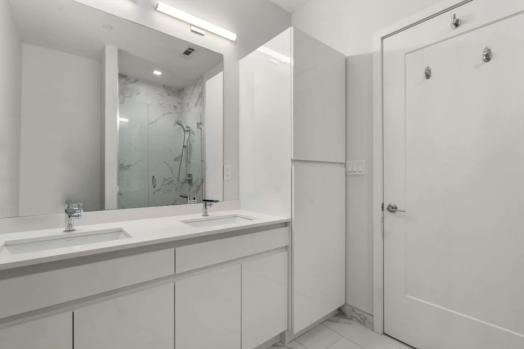 45 West 3rd St, South Boston