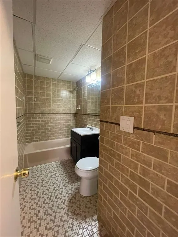 16A Mayberry Dr, Westborough