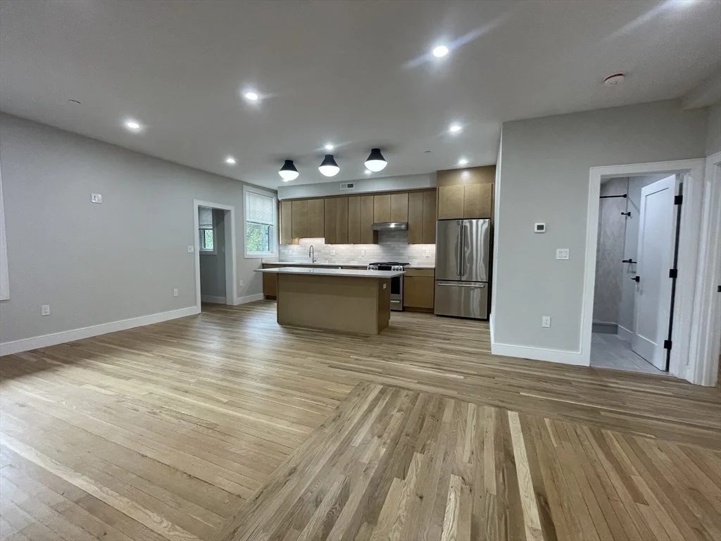 145 Sutherland Rd, Brighton