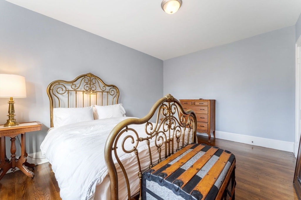 20 Concord Ave, Harvard Square