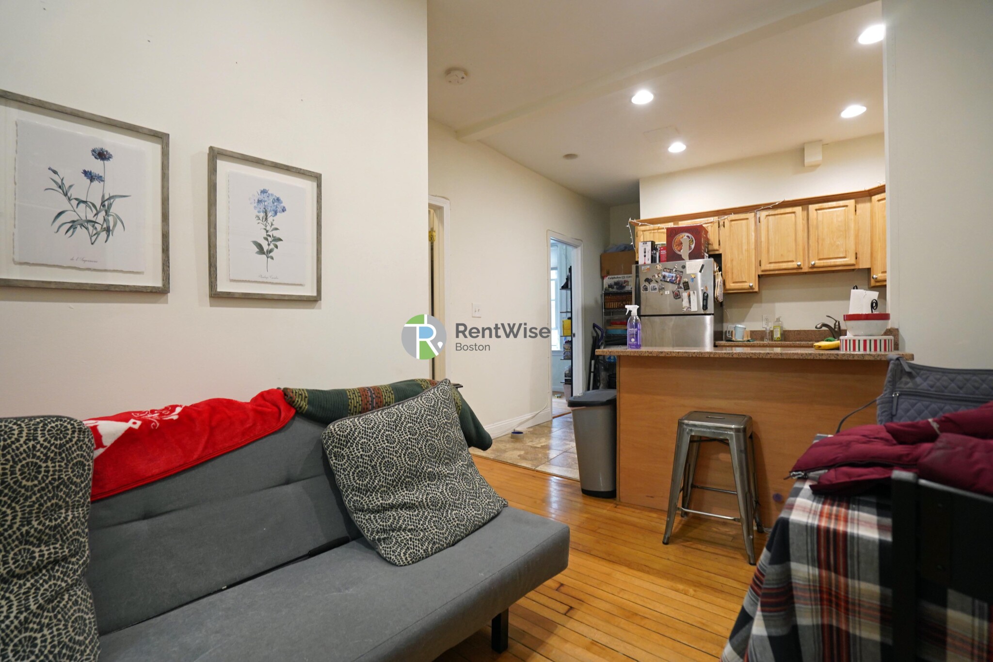 1322 Commonwealth Ave, Brighton