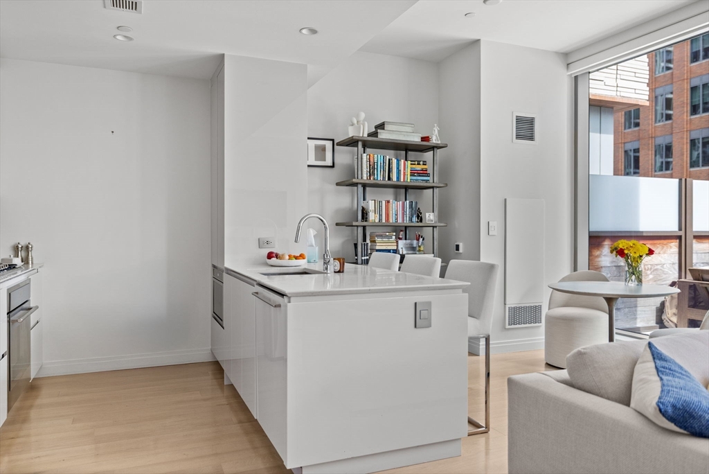 135 Seaport Blvd, Seaport District