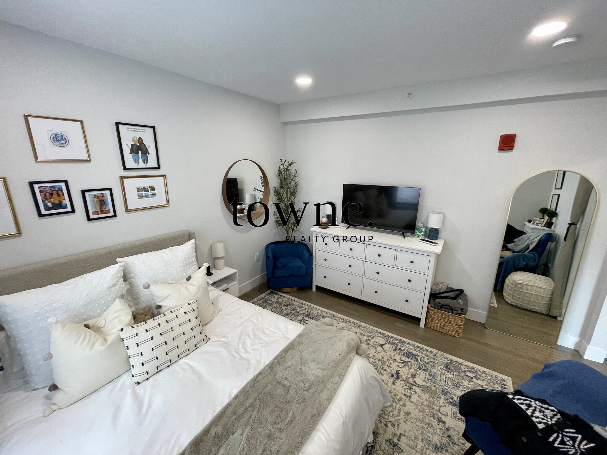 11 Peterborough St, Fenway