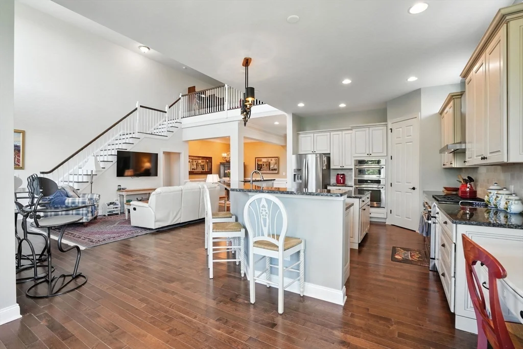 8 Skipping Stone, Plymouth