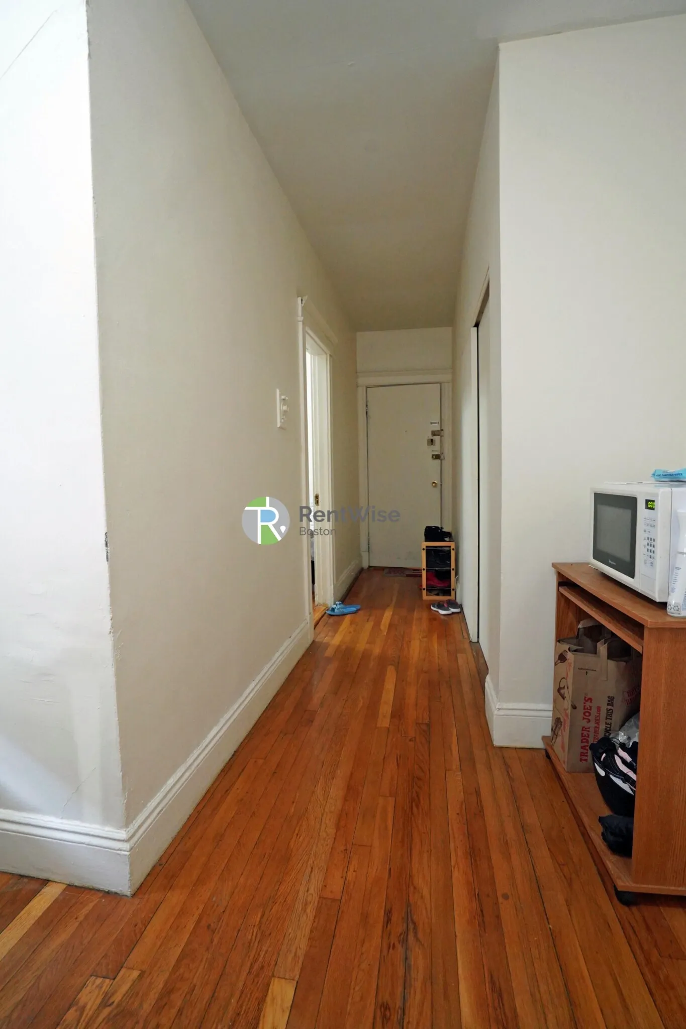 1144 Commonwealth Ave, North Brookline