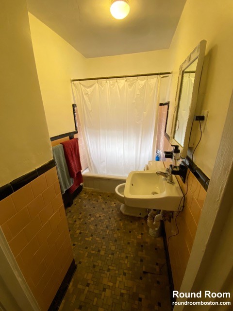 28 Brock St, Oak Square