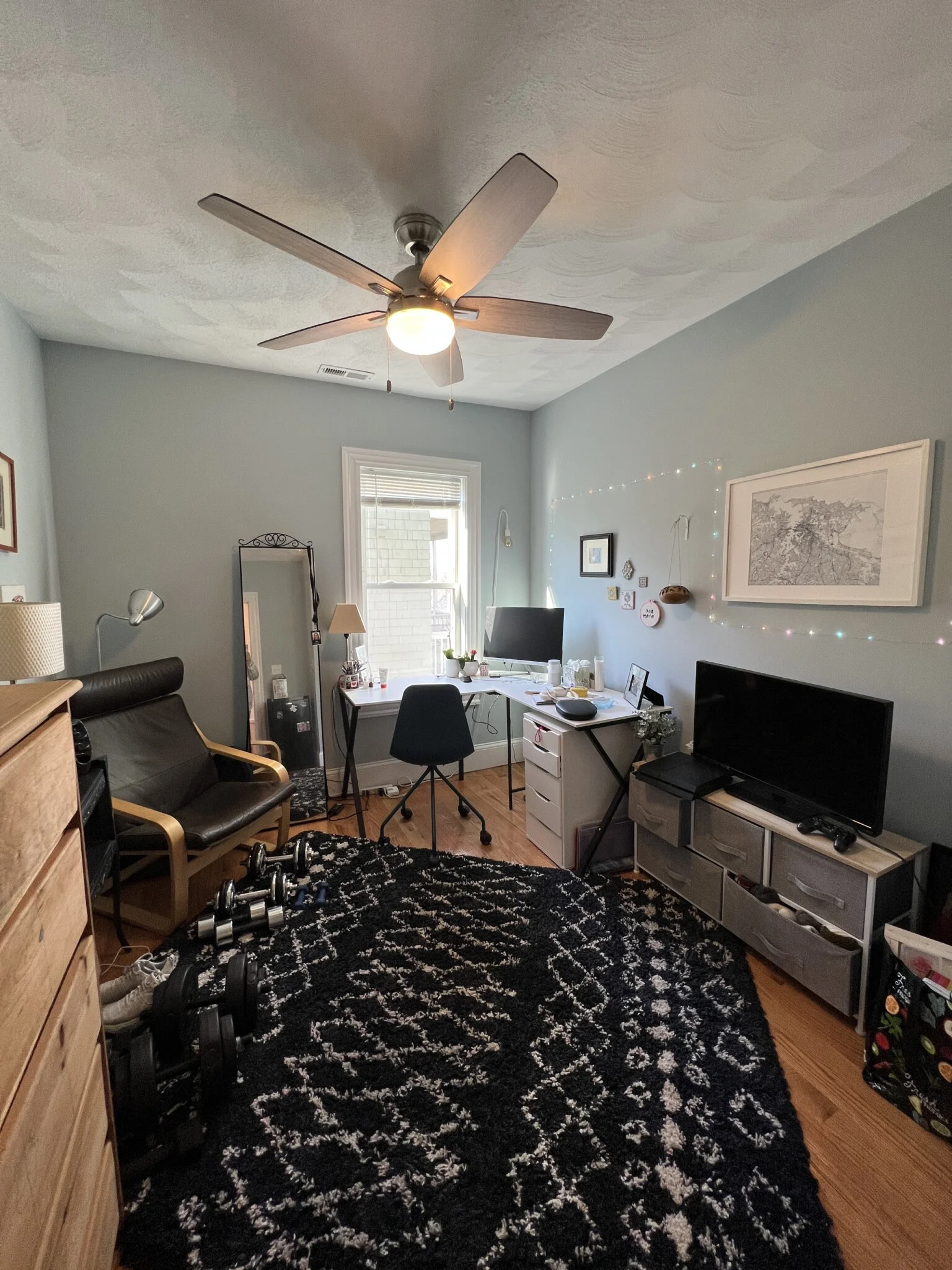 305 Highland Ave, Powder House Square