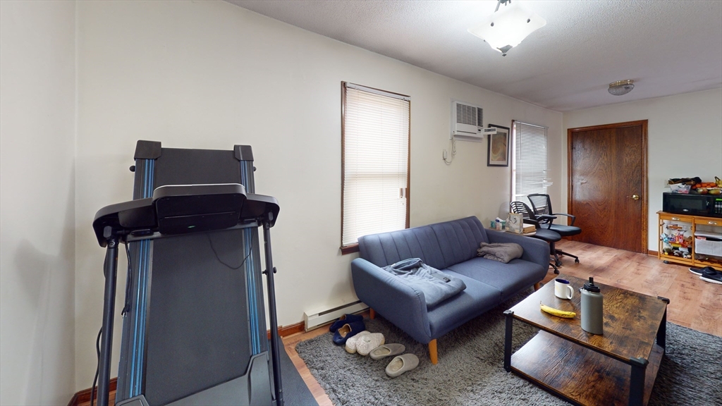 47 Englewood Ave, Brighton