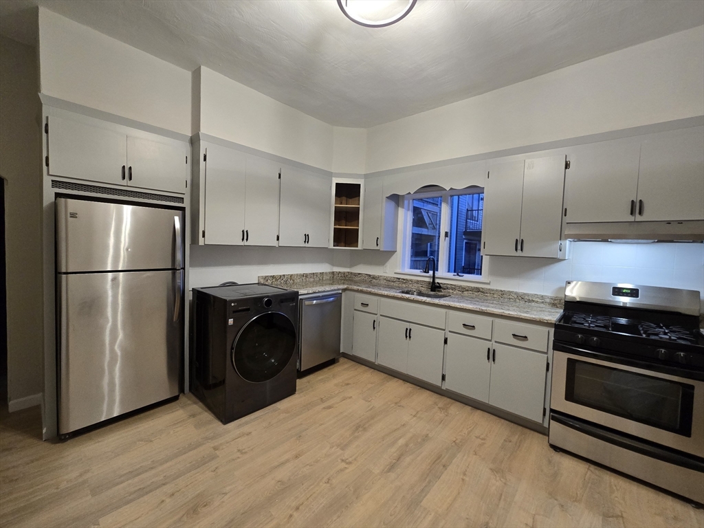 246 Webster St, East Boston