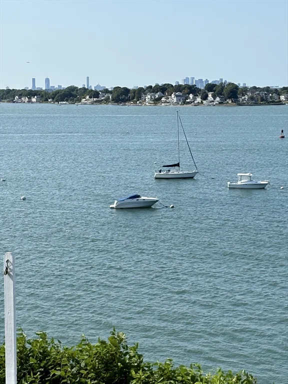 85 Regatta Rd, North Weymouth