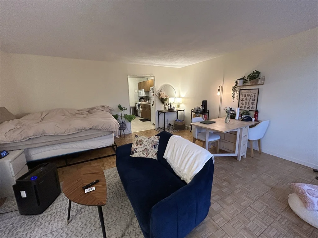 44 Washington St, Brookline Village