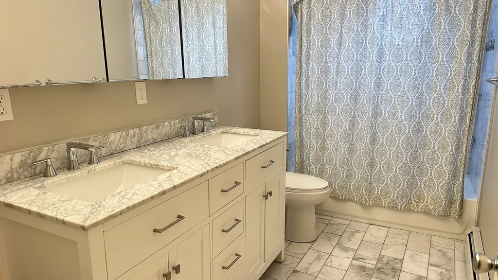 39 Snow St, Brighton