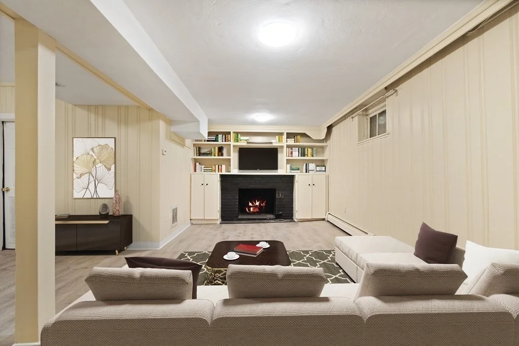 303 Upland Ave, Newton Highlands