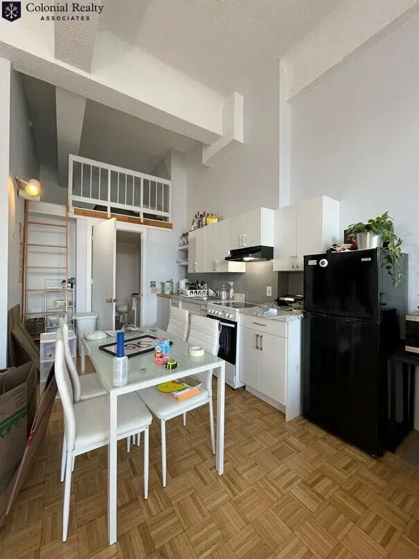 61 Brookline Ave, Fenway