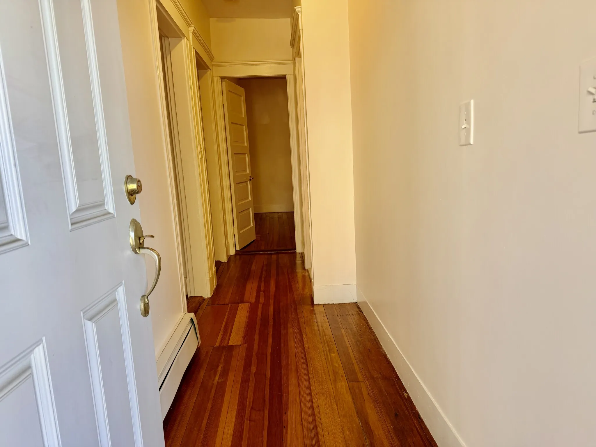 70 Raymond Ave, West Somerville