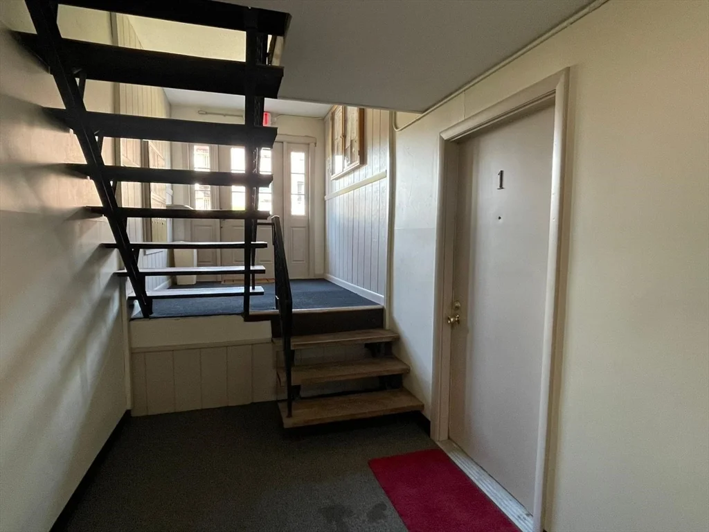 16-A Mayberry Dr, Westborough