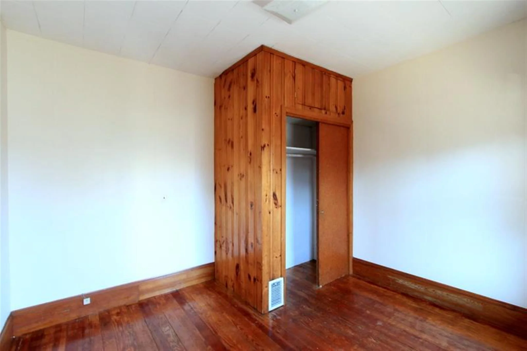 92 Rogers Ave, Powder House Square