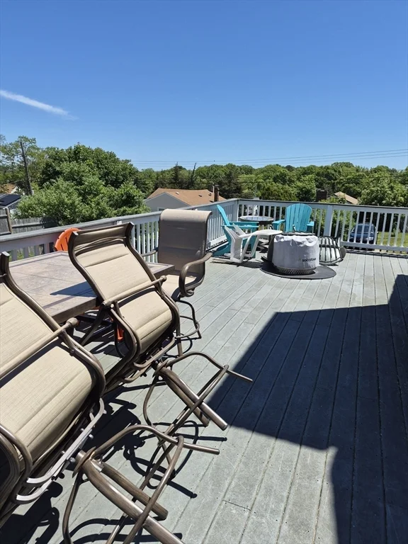 61 Hilltop Ave, Plymouth