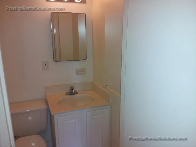 175 Freeman St, North Brookline