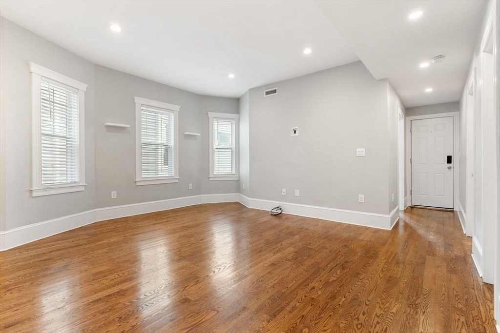 275 Minot St, Dorchester