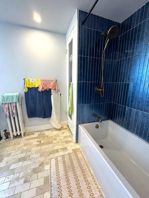 65 Whitford St, Roslindale