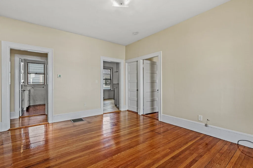 9 Marshall St, Medford