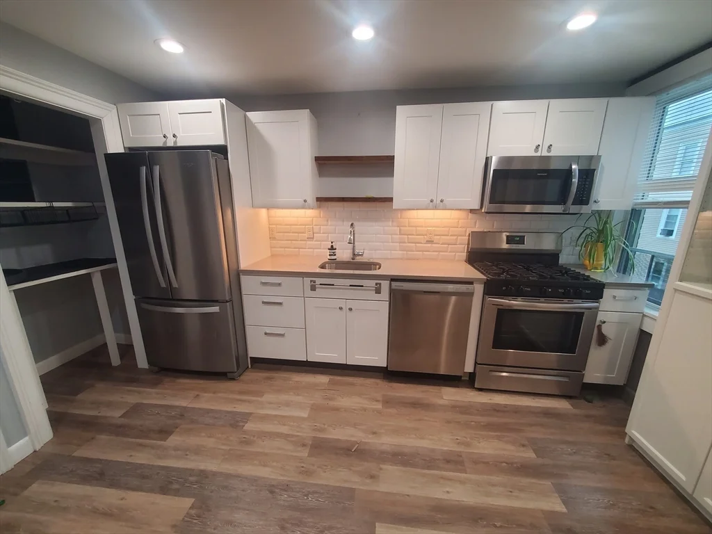 866 Dorchester Ave, Dorchester