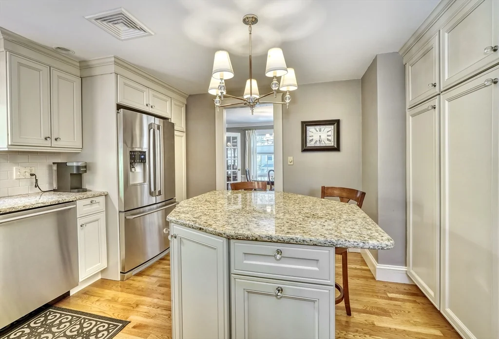 46 Goss Ave, Melrose