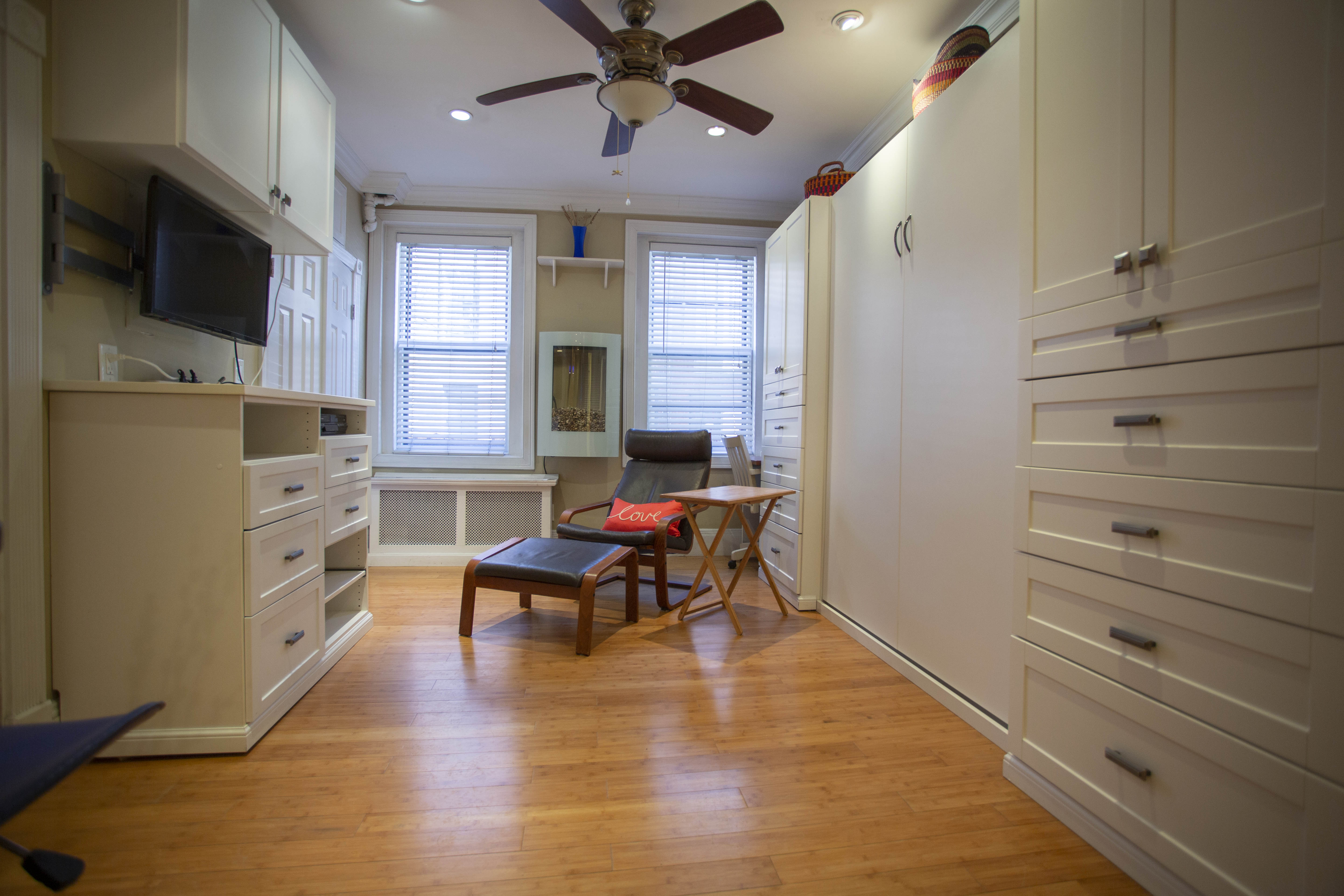 Studio bed, 1 bath apartment for rent at 11 Irving St Unit 1, Beacon Hill — photo 2 of 16