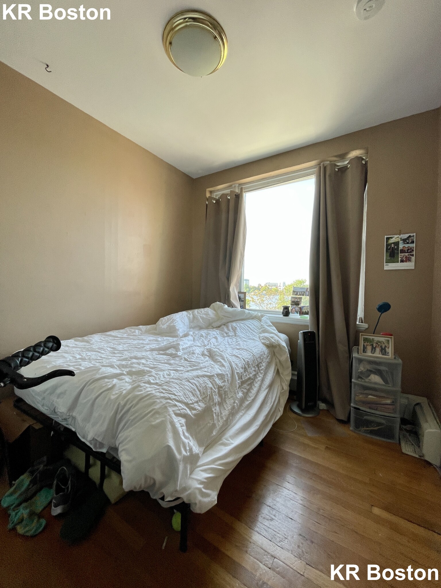 2 bed, 1 bath apartment for rent at 14 Bay State Rd Unit 4R, Fenway — photo 8 of 8