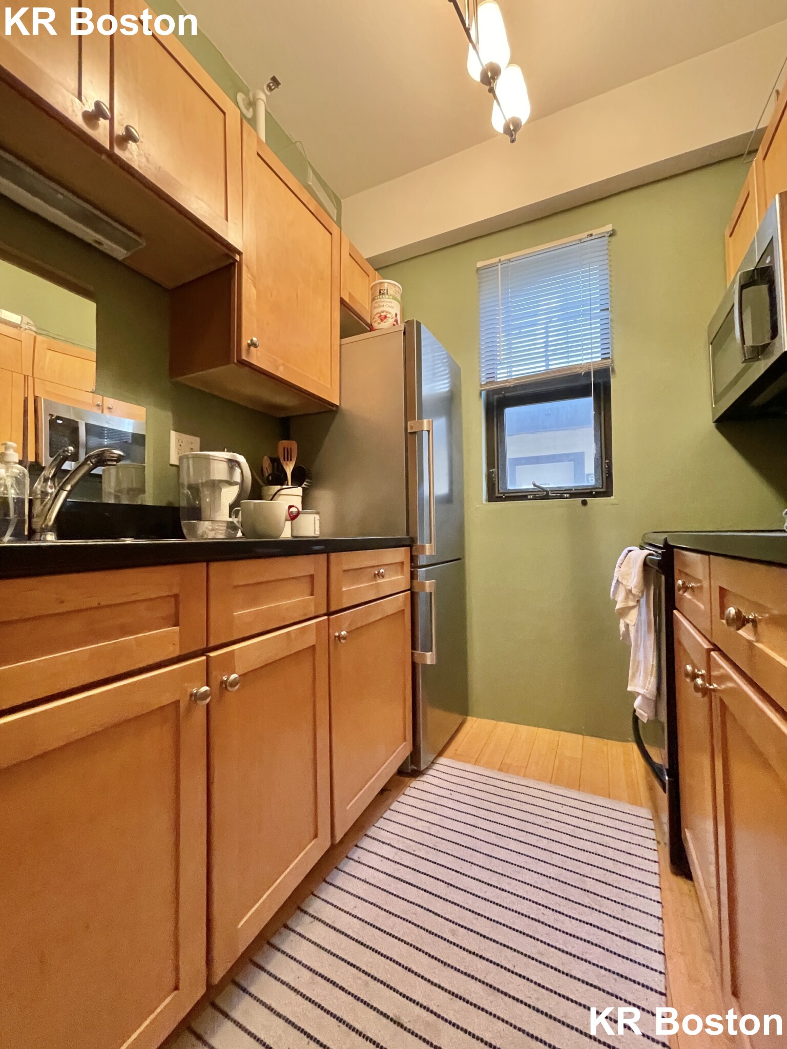 4 bed, 1.5 bath apartment for rent at 12 Stoneholm St Unit 602, Fenway — photo 2 of 8